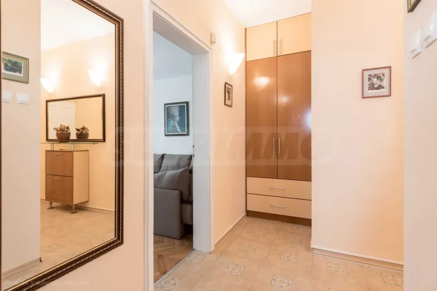 Spacious, Fully Furnished Apartment Near Varna Sports Hall - Image 2