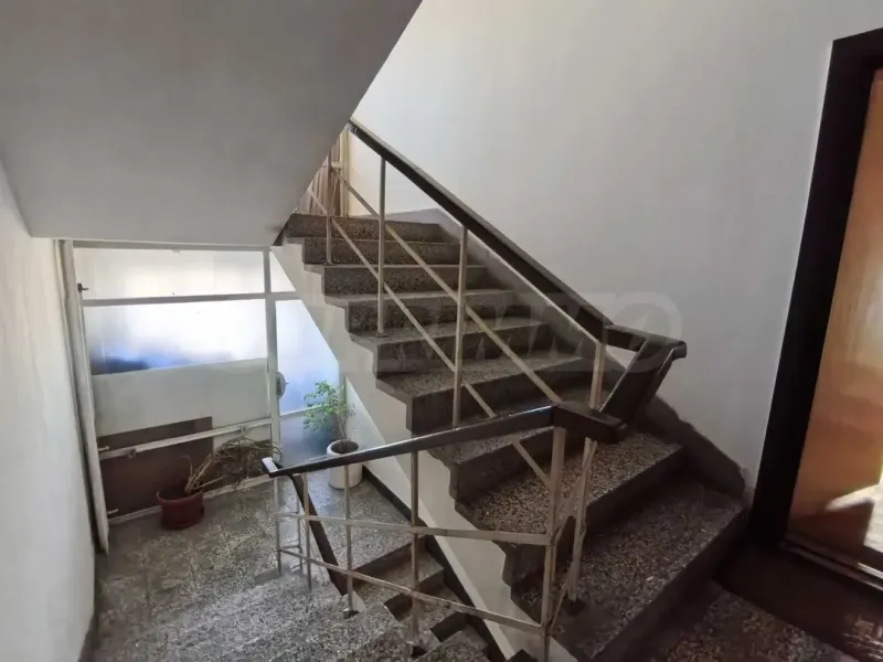 Spacious 2-Bedroom Apartment Near Park "Geo Milev" - Image 4