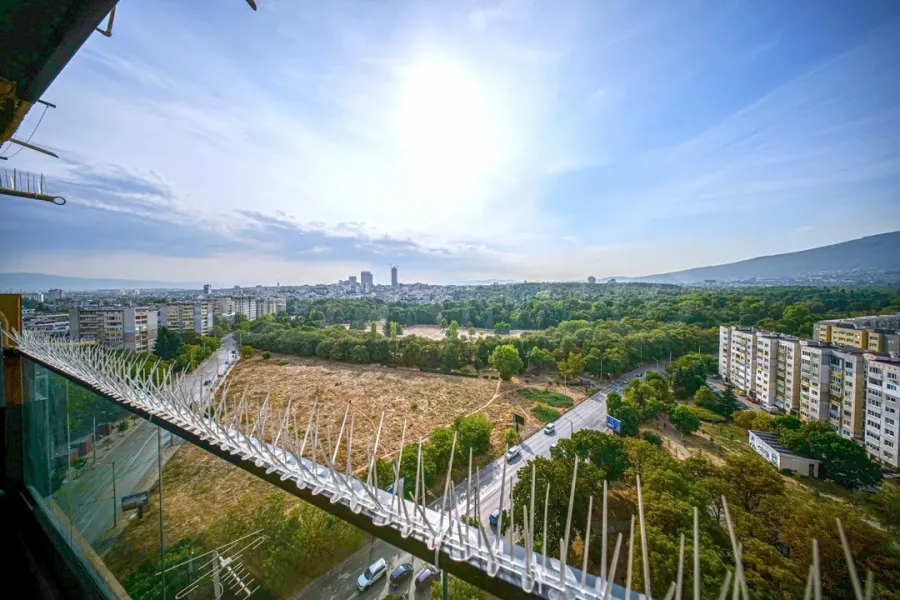 Spacious 2-Bedroom Flat with Vitosha View - Image 5