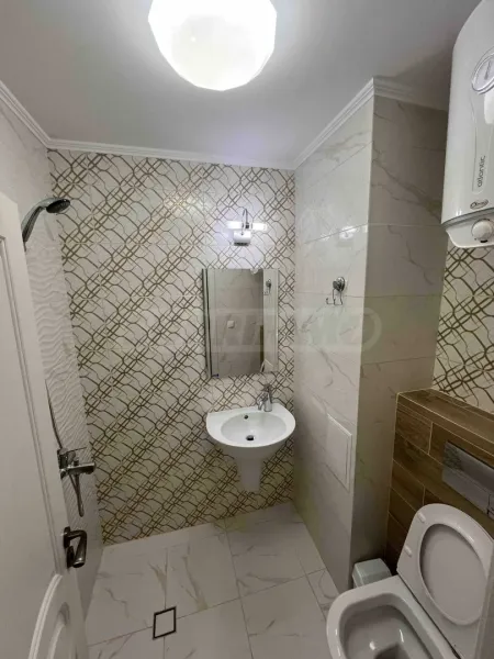 Luxury Varna Apartment with Parking - 150m2 - Image 1