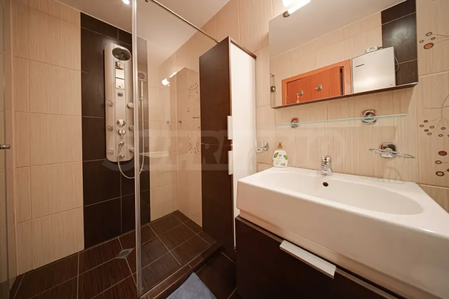 Spacious Fully Furnished Apartment Near Park Zaimov, Sofia - Image 3