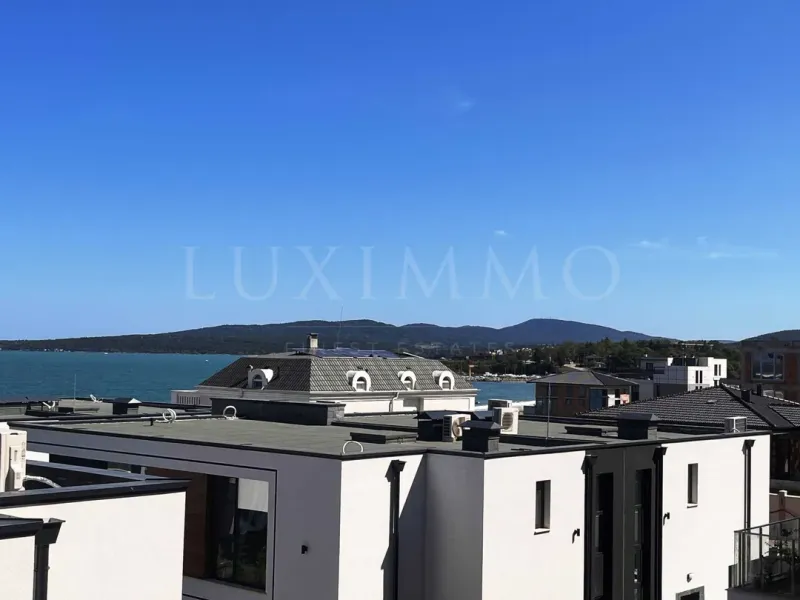 Stylish One-Bedroom Apartment Near Beach in Kraymorie, Burgas - Image 4
