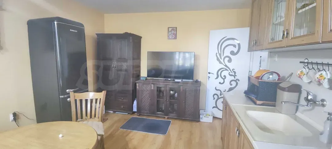 Apartment for sale in Burgas - Image 5
