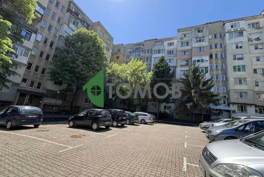 Spacious One-Bedroom Apartment in Stara Zagora's Kazaniski District - Image 5