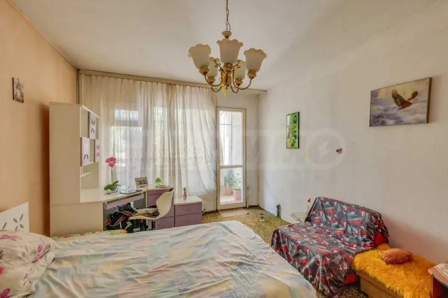 Spacious 2-Bedroom Apartment in Sofia, Bulgaria - Image 2