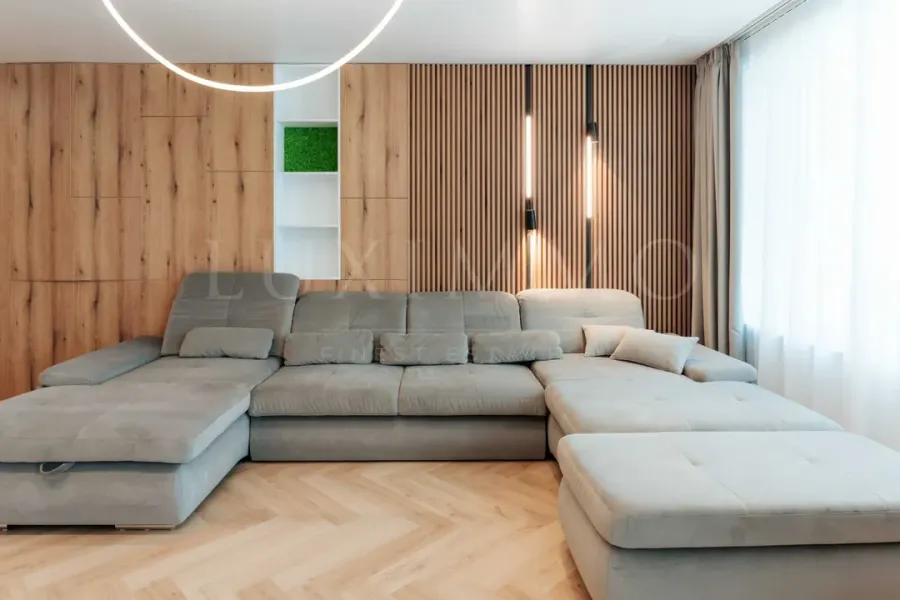 Luxury Burgas Apartment with Parking - Image 3
