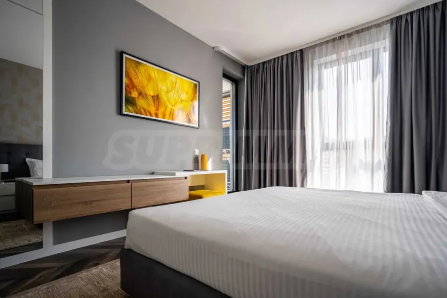 Stylish One-Bedroom Apartment in Plovdiv's Hristo Smirnenski - Image 5