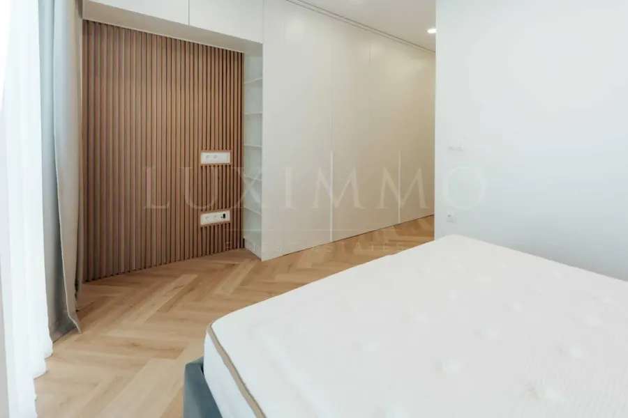 Luxury Burgas Apartment with Parking - Image 4