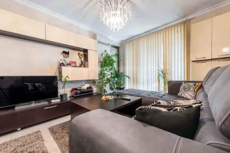 Modern 2-Bedroom Apartment Near Varna University - Image 2