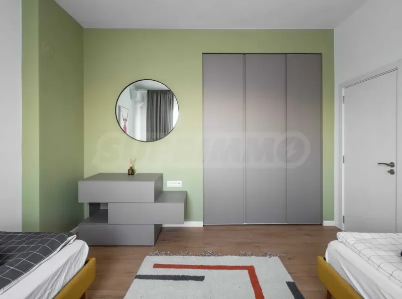 Sofia Penthouse: Luxurious 3BR Apartment, Botchevo - Image 4