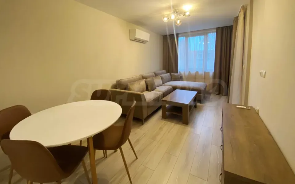 Stylish 2-Bedroom Apartment in Plovdiv's Kyuchuk Paris District - Image 2