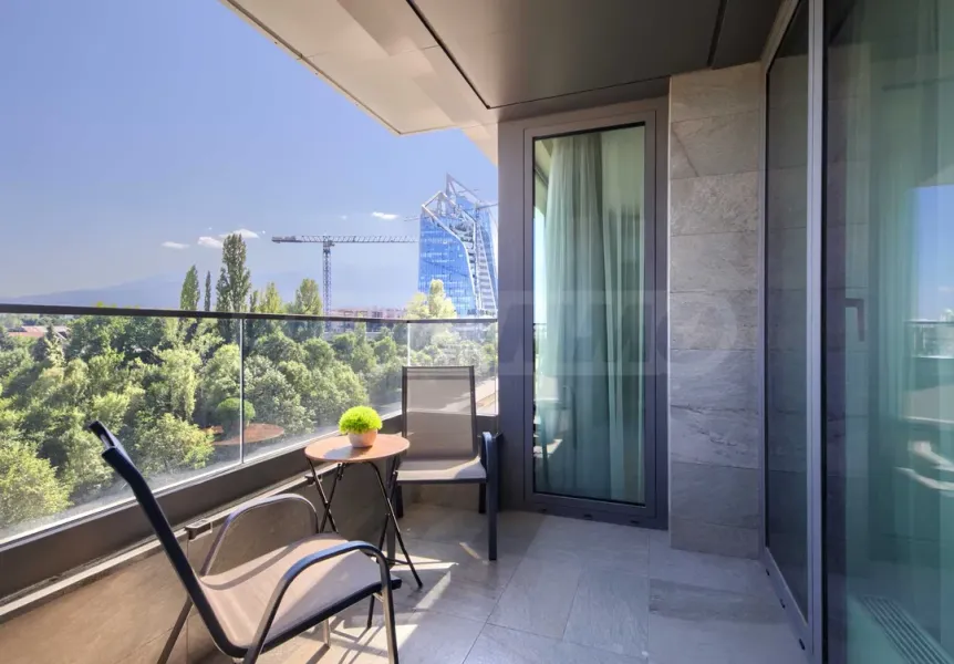Luxury 3BR Apartment - Sofia, New Bldg - Image 5