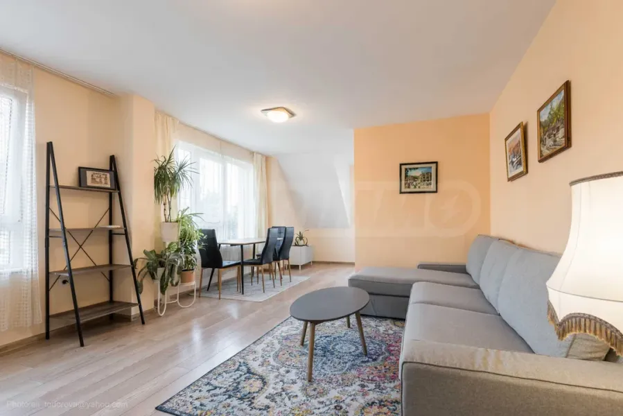 Spacious Fully Furnished 3-Bedroom Mezonet in Central Varna - Image 1