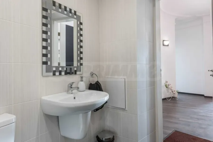 Apartment for rent in Varna - Image 2