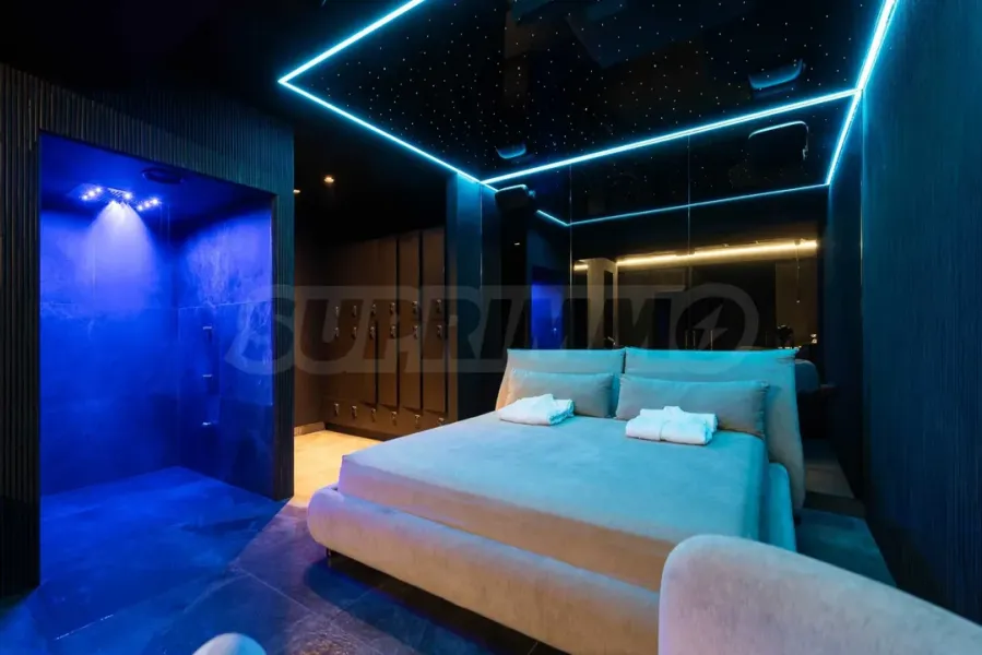Luxury Penthouse w/ SPA - Varna Sea Views - Image 3