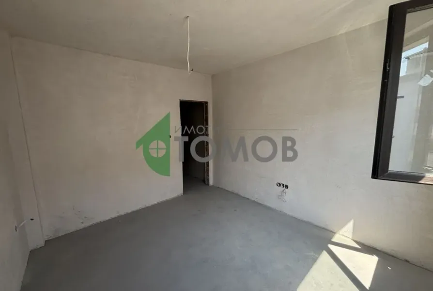 Stylish 2-Bedroom Apartment in Sunny Arazmoto, Stara Zagora - Image 2