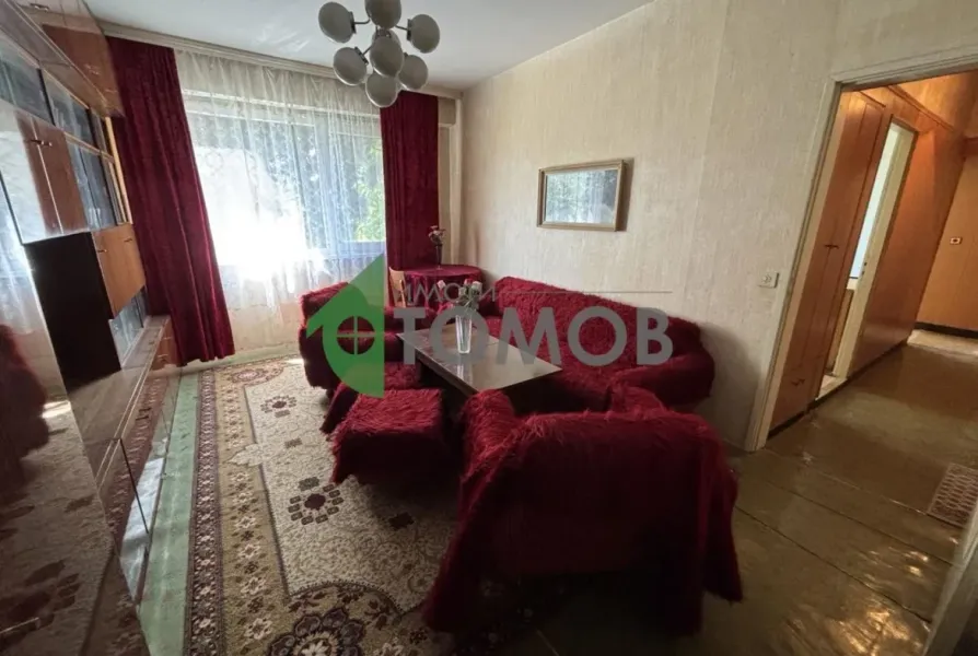 Spacious One-Bedroom Apartment in Stara Zagora's Kazaniski District - Image 1