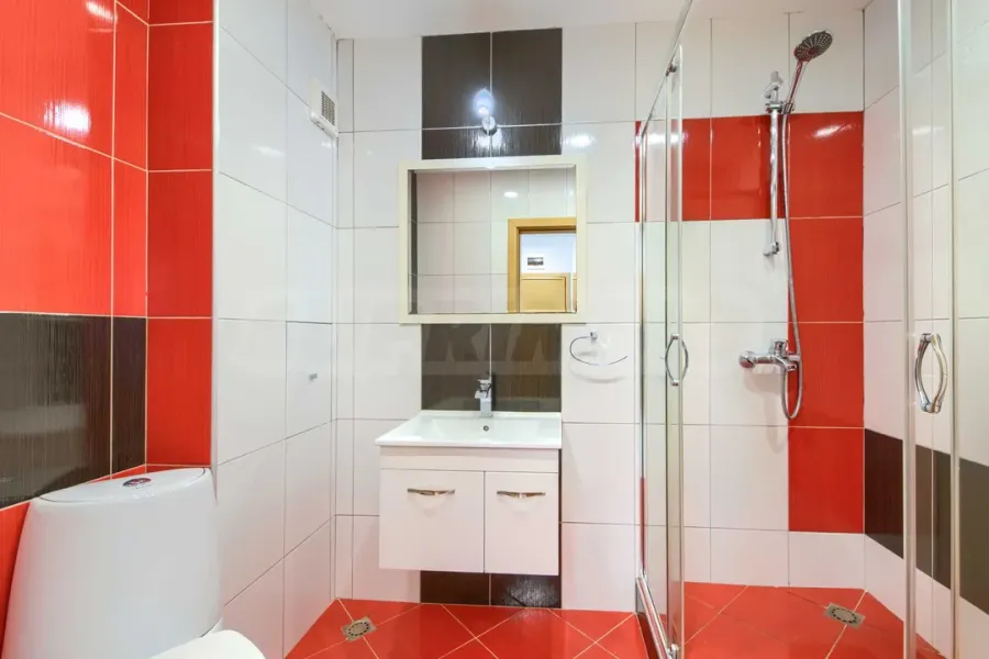 Spacious, Fully Furnished Apartment Near Paradise Center, Sofia - Image 4
