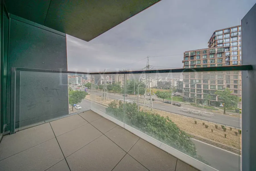 Spacious Fully Furnished Apartment with Mountain Views in Sofia - Image 2