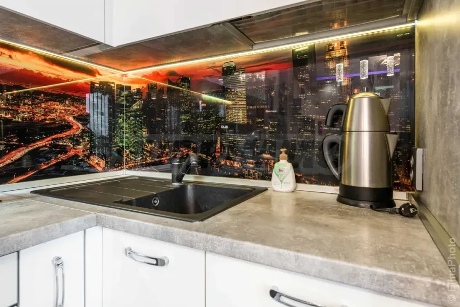 Stylish 3-Bedroom Apartment with Parking in Varna's Levski - Image 3