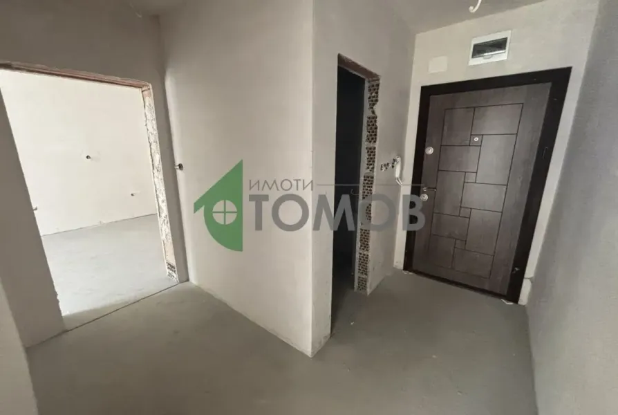 Stylish 2-Bedroom Apartment in Sunny Arazmoto, Stara Zagora - Image 1
