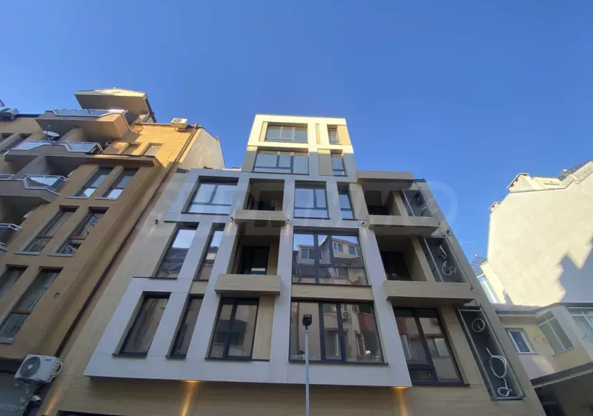 Spacious Apartment Near Grand Hotel Plovdiv, Bulgaria - Image 2