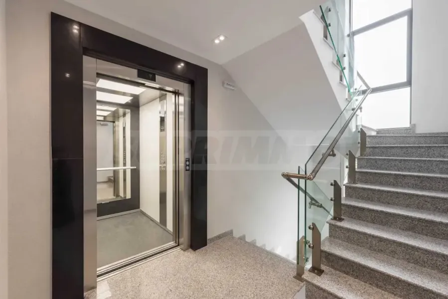 Luxurious Varna Apartment: 2-Room, Fully Furnished, Parking Included - Image 4