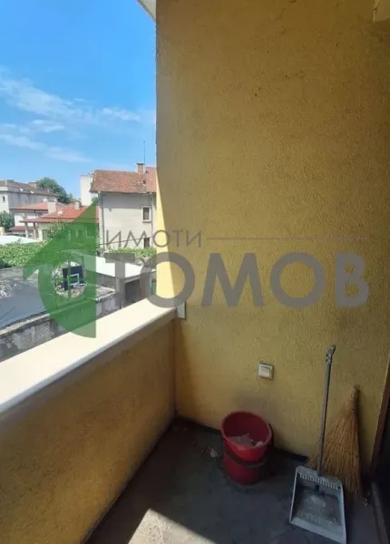Spacious Apartment with Garage in Stara Zagora - BG - Image 4