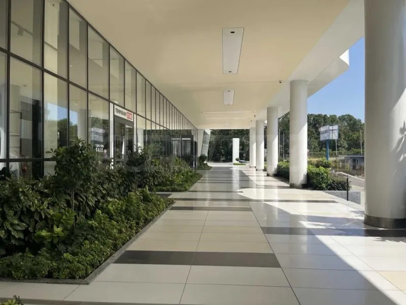 Luxury Burgas Apartment - Smart Home & Amenities - Image 2