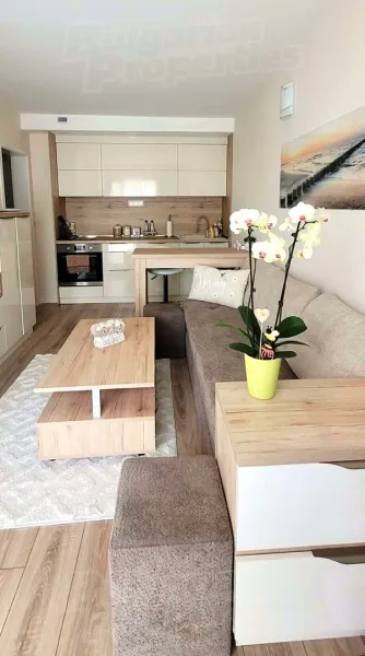 Stylish 1-Bedroom Apartment Near Mall Galeria, Stara Zagora - Image 3