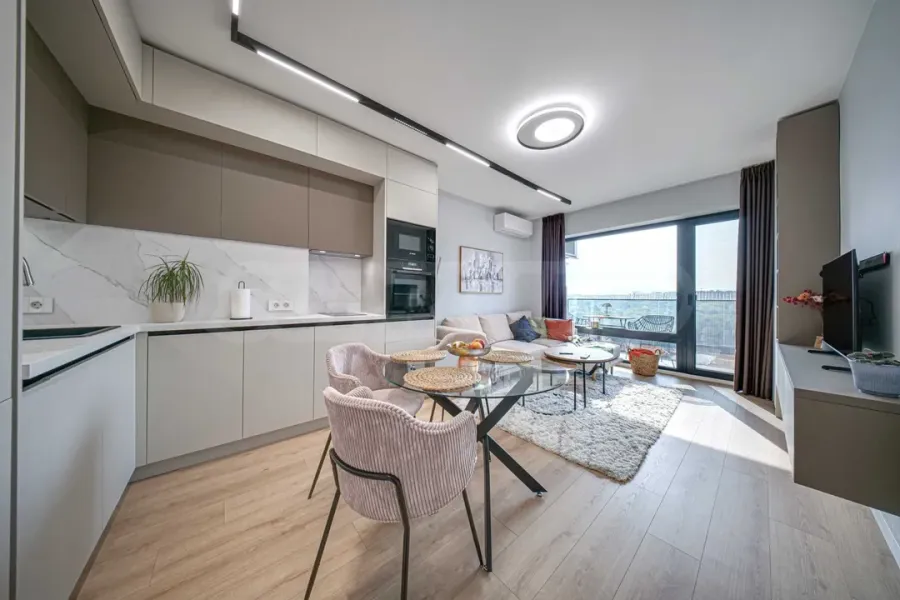 Spacious 2-Bedroom Flat with Vitosha View - Image 1