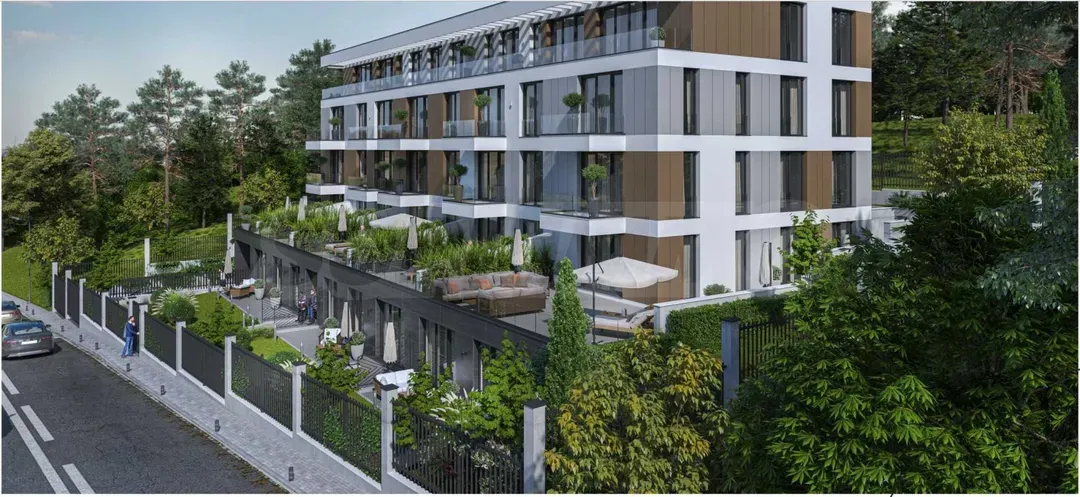 Modern 3-Bedroom Apartment in Varna's "Briz" Area - Image 2