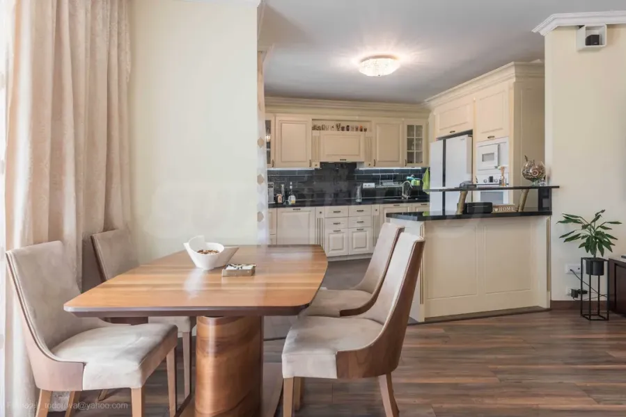 Spacious 3-Bedroom Apartment in Elite Varna Complex - Image 3