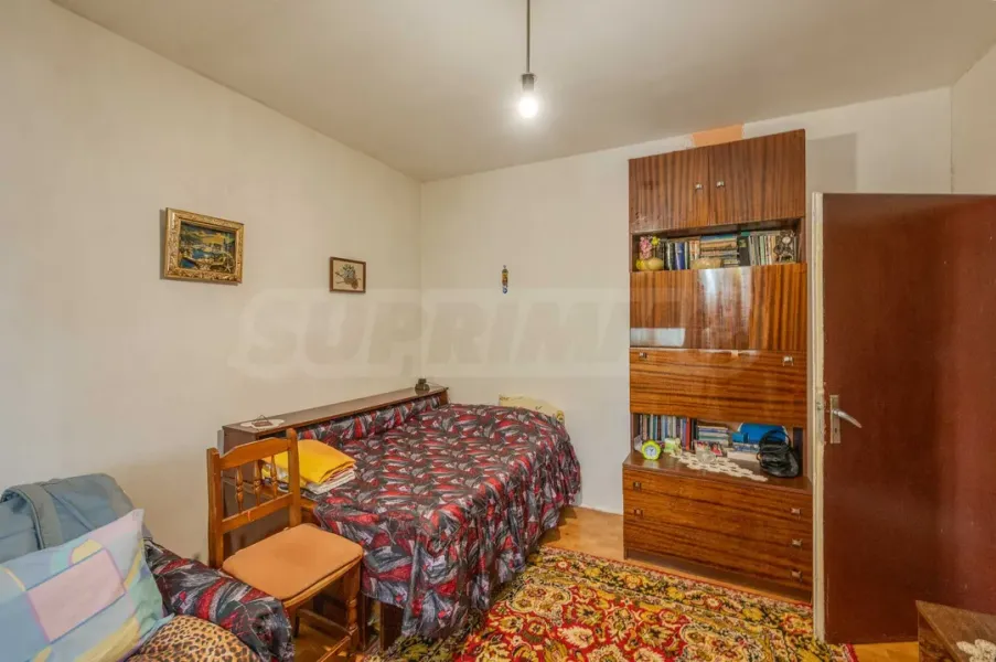 Spacious 2-Bedroom Apartment in Sofia, Bulgaria - Image 5