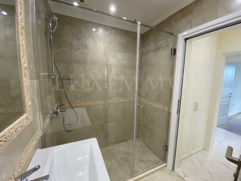 Spacious, Fully Furnished 2-Bed Apartment in Varna's Heart - Image 4