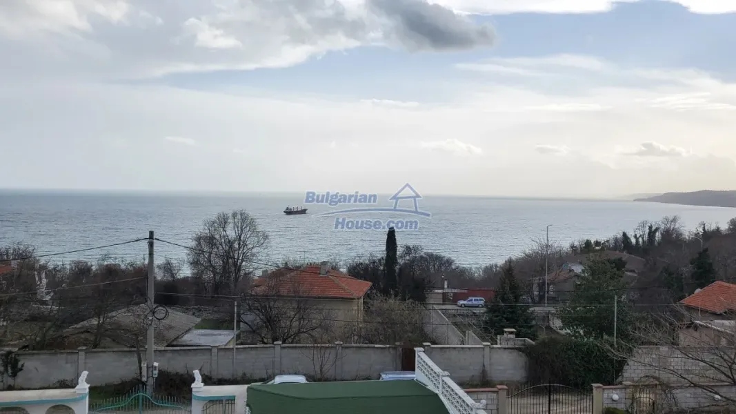 Luxury Bulgarian Sea View Home with Private Pool & Gardens - Image 5