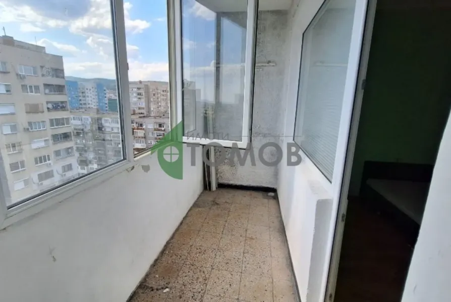 Spacious Two-Bedroom Apartment in Stara Zagora’s Opelchenski Quarter - Image 2