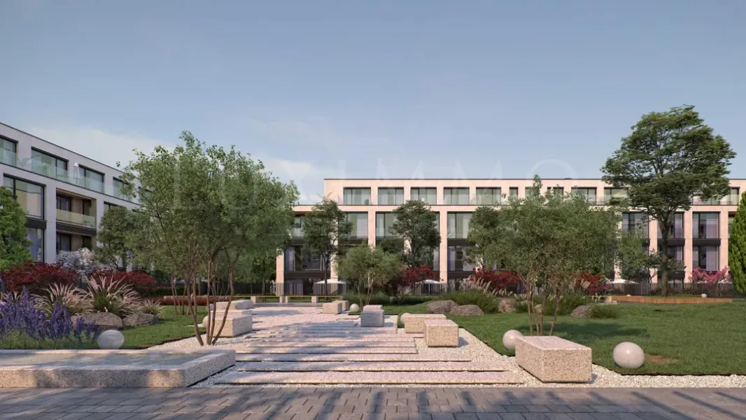 Spacious Maisonette with Private Yard & Amenities - Image 3