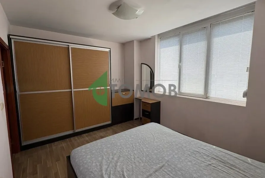 Spacious 3-Bedroom Apartment in Stara Zagora, Bulgaria - Image 3