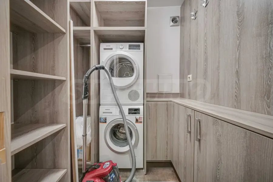 Spacious 2BR Apartment - Mansihristi Livadi - Image 1