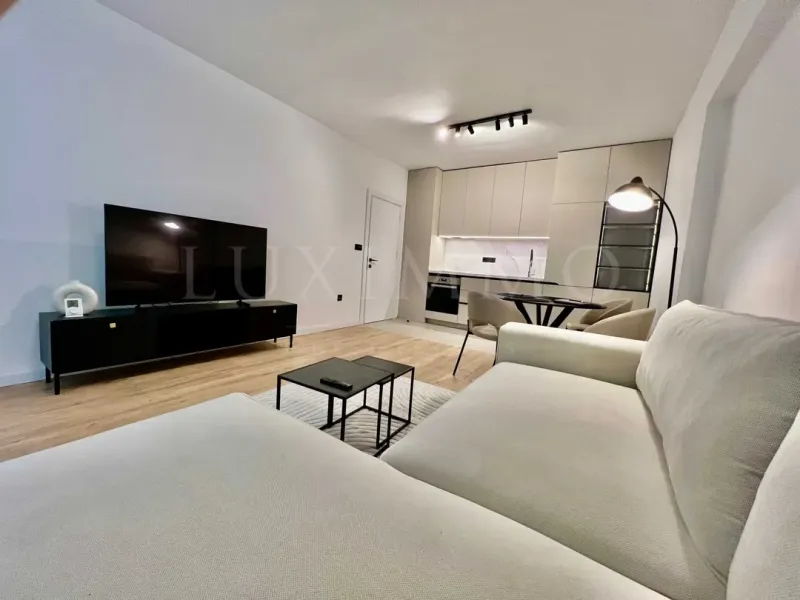 Stylish One-Bedroom Apartment Near Paradise Mall, Sofia - Image 4