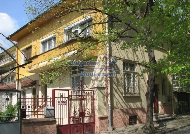 Spacious Stara Zagora Home: 230m² – Central Location - Image 2