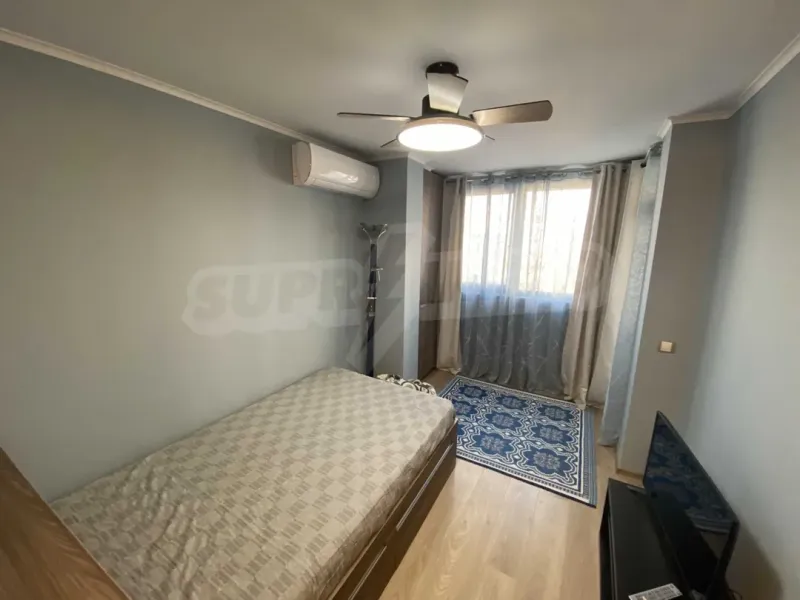 Spacious, Fully Furnished Varna Apartment with Sea Panorama - Image 1