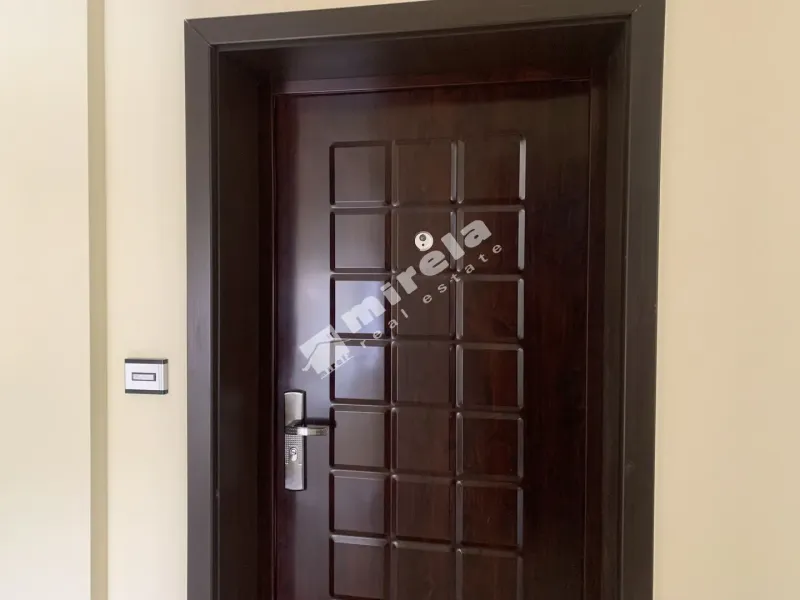 Spacious 2-Bedroom Apartment in Brzha, Varna – First Line Beach - Image 5