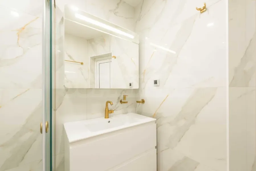 Luxury 3BR Apartment - Varna City Center - Image 1