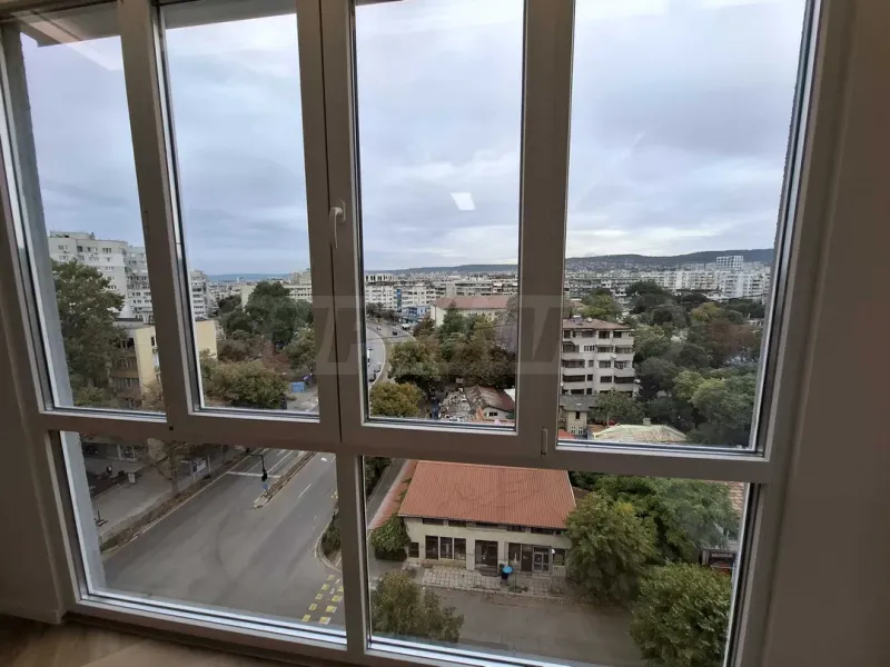 Apartment for sale in Varna - Image 5