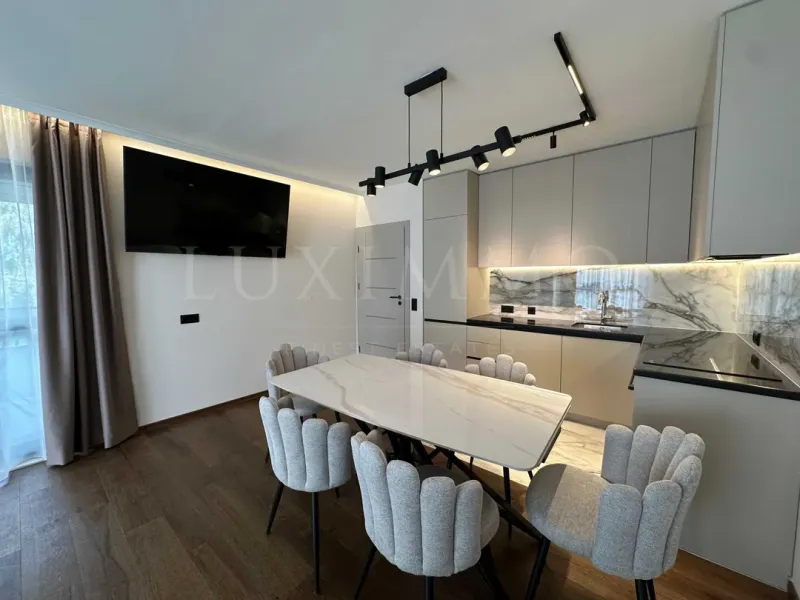 Stylish 2-Bedroom Apartment in Krastova Vada, Sofia - Image 1