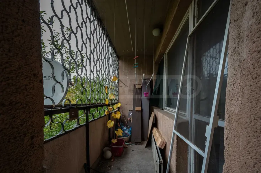 Spacious 2-Bedroom Apartment Near Metro in Sofia - Image 4