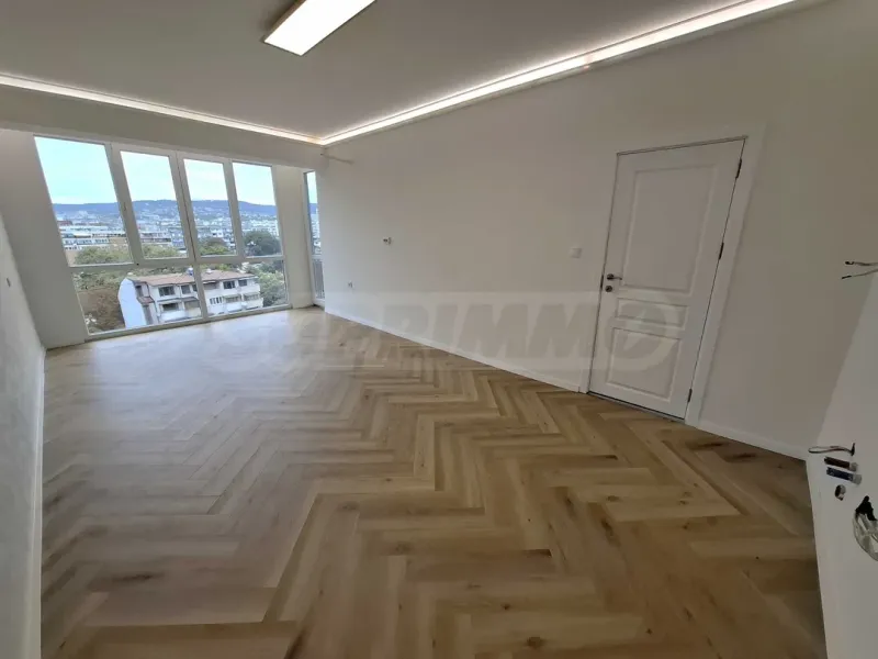 Apartment for sale in Varna - Image 1