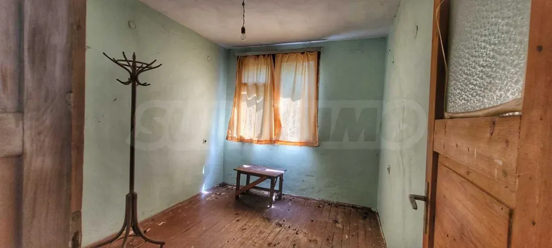 House for sale in Rabrovo - Image 2